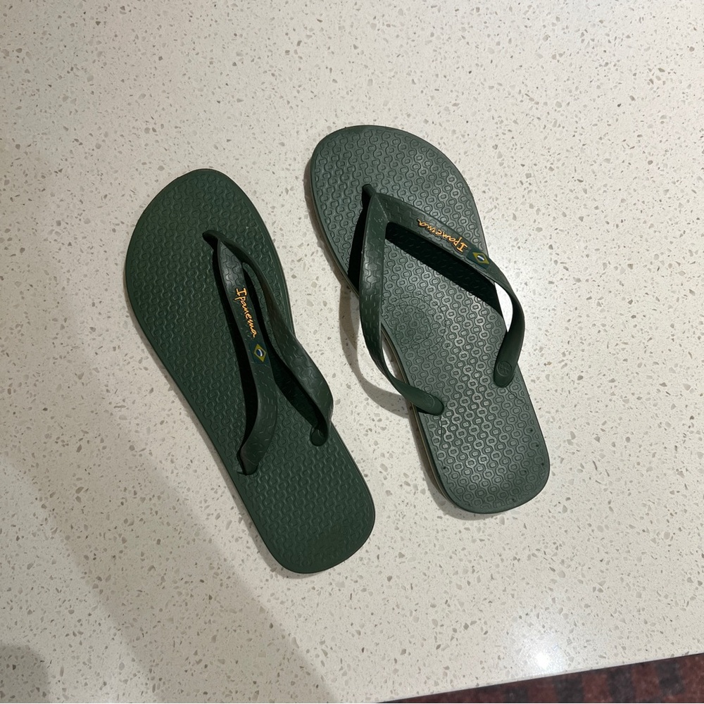 Ipanema Forest Green Sandals - Picture 3 of 4